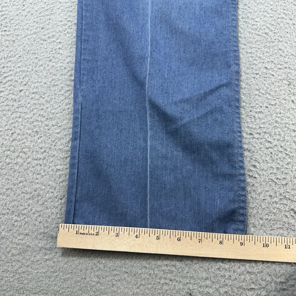 Vintage Wrangler Jeans Men's 34x26.5 Blue Light Denim Flared Pleated Work Casual